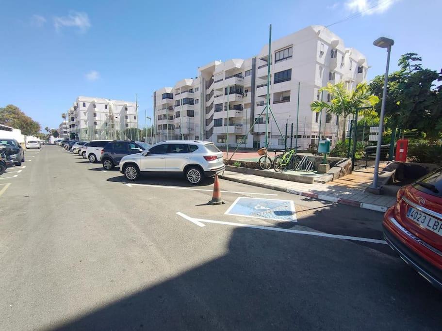 Step To Yumbo Appartement Maspalomas  Buitenkant foto